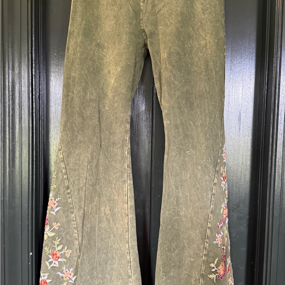 T Party Fashion Olive Green Garment